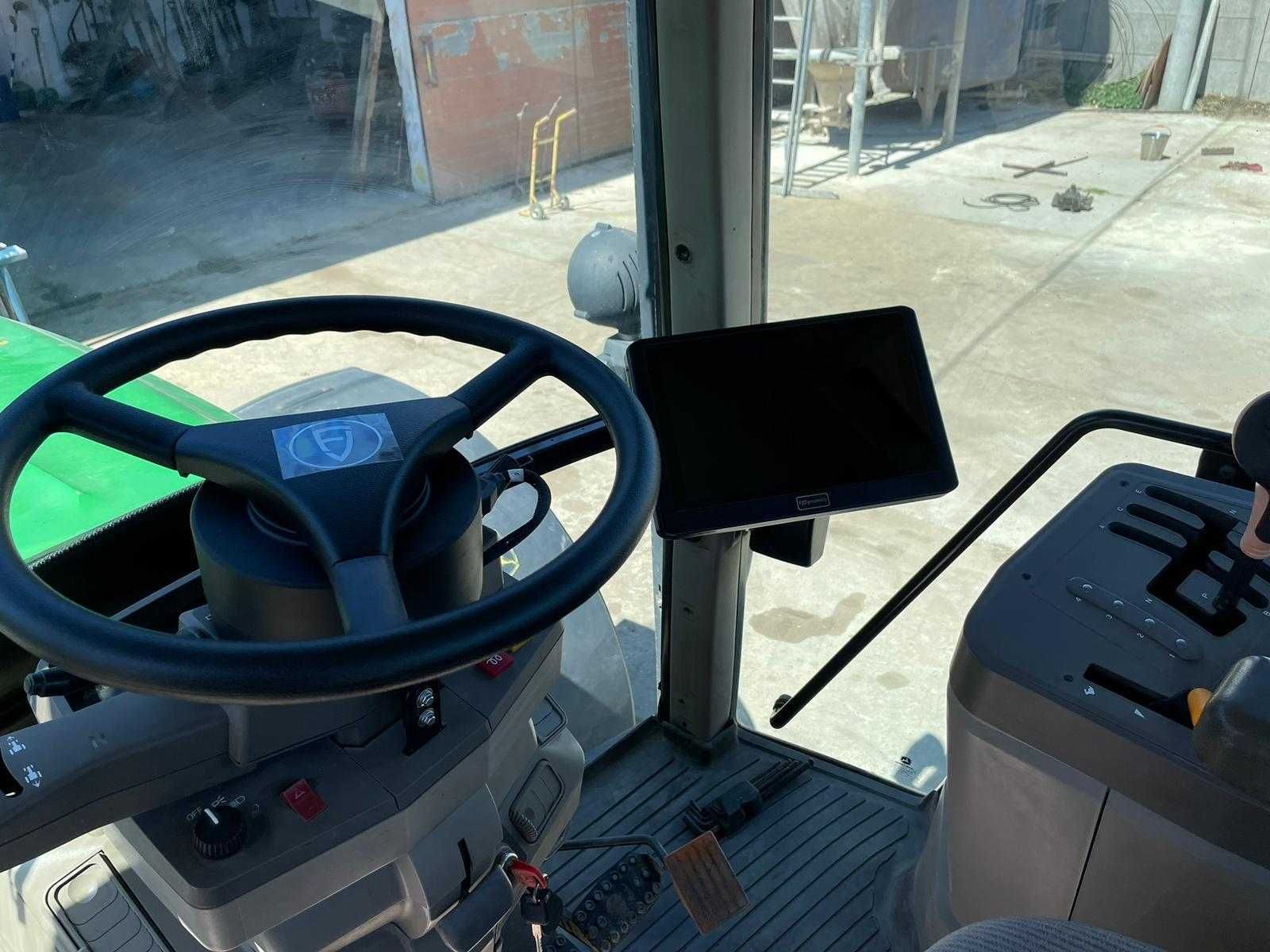 JOHN DEERE SOLIDNY UCHWYT- dla monitorów maszyn i nawigacji rolniczych