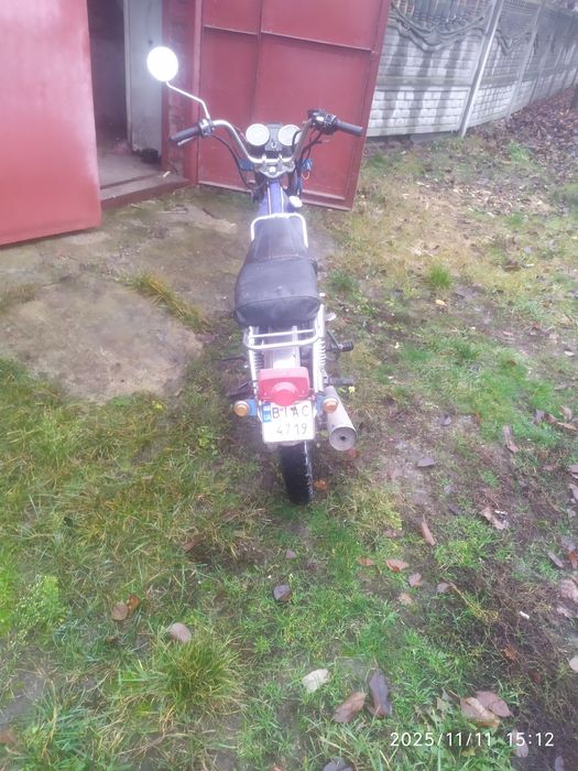 Продам мопед на ходу.