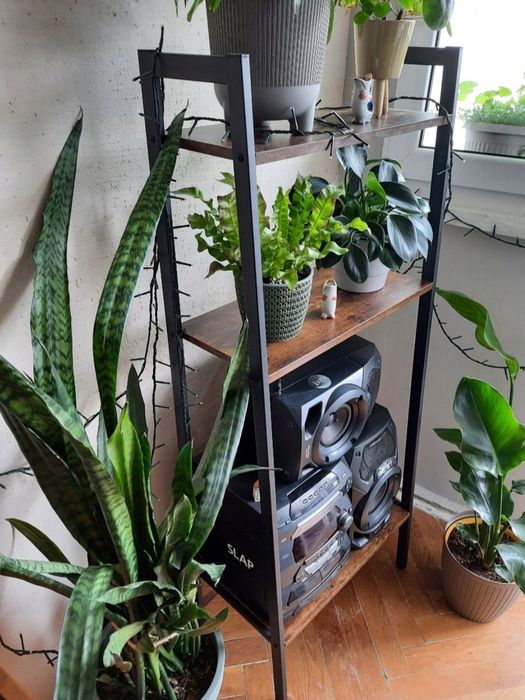 Regał w stylu rustykalnym vintage na książki rośliny dekoracje półka