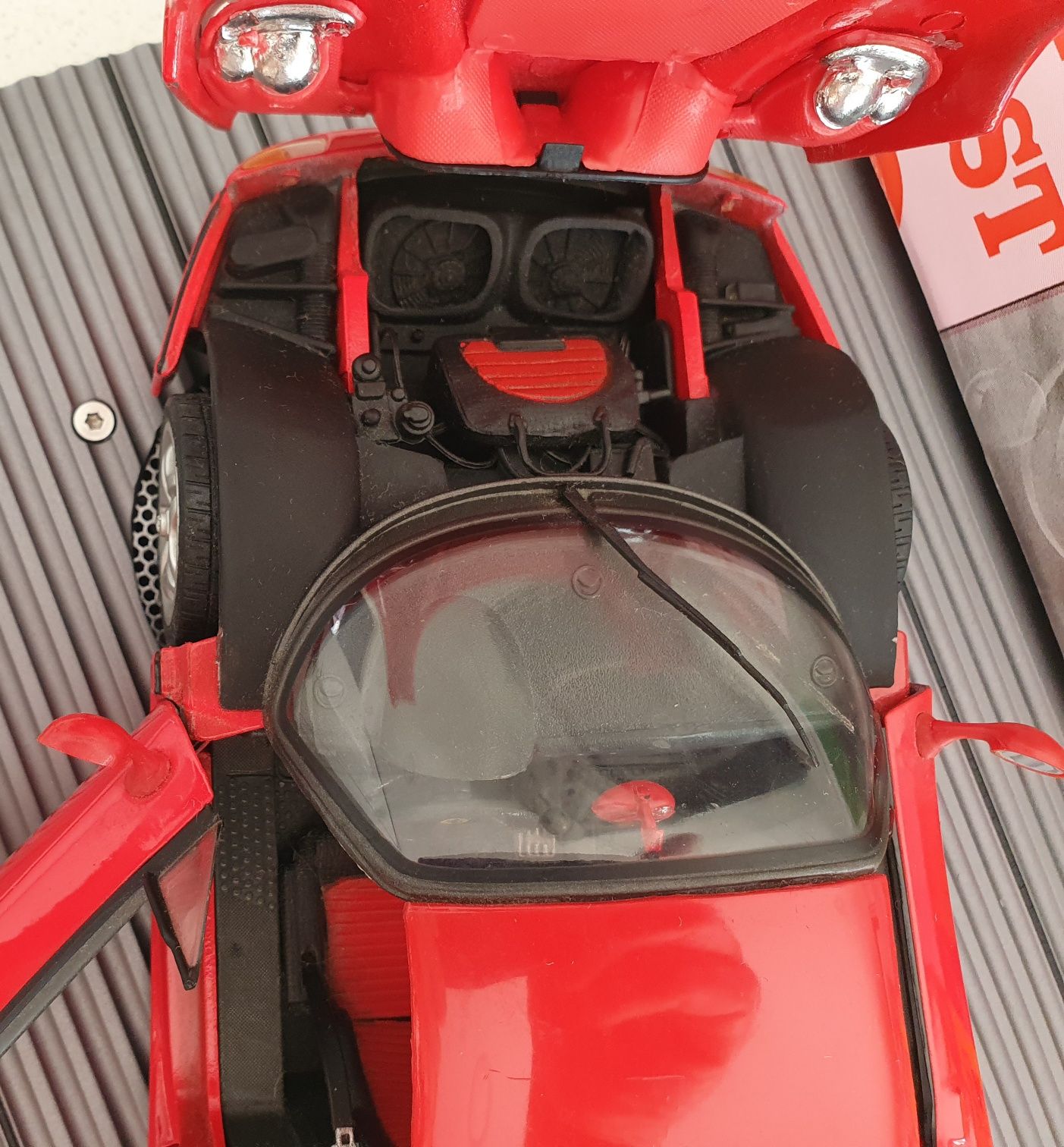 Miniaturas Ferrari F50 escala 1/18