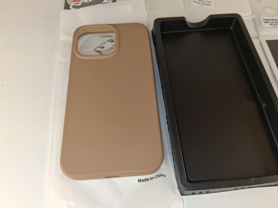 Y038 Zestaw Ochronny TOCOL do iPhone 13 Pro Etui Szkło