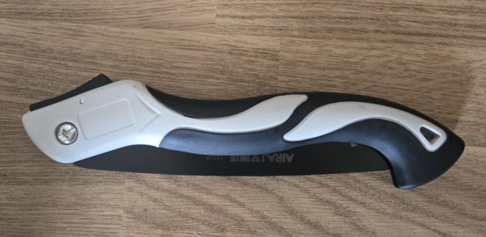 Serra Versátil com Lâmina de 20cm NOVA