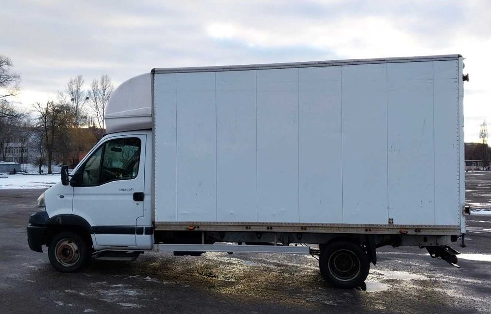 Рено Маскотт Renault Mascott 2010