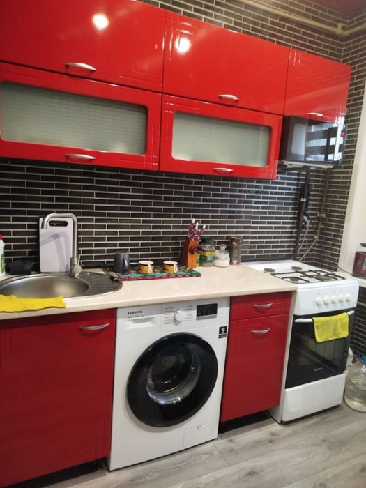 Сдам 2к  1 комнатную кв-ру 8500 Правый берег