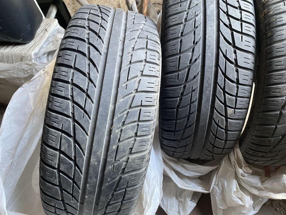 Літні шини гума Pirelli Cinturato P7 205/40 ZR17