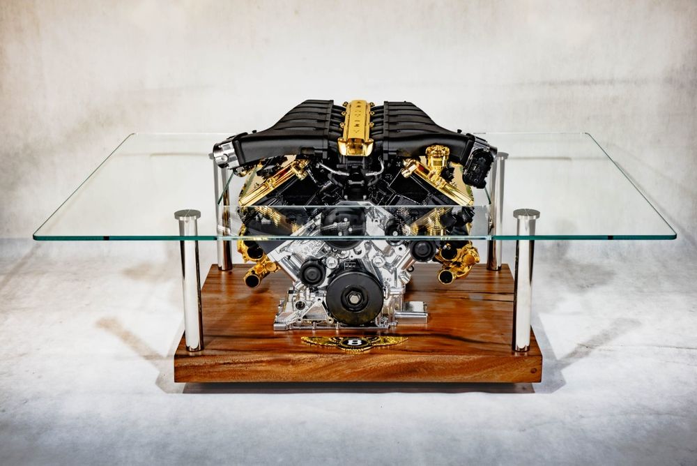 Stolik z silnika W12 Bentley Continental GT Stolik kawowy