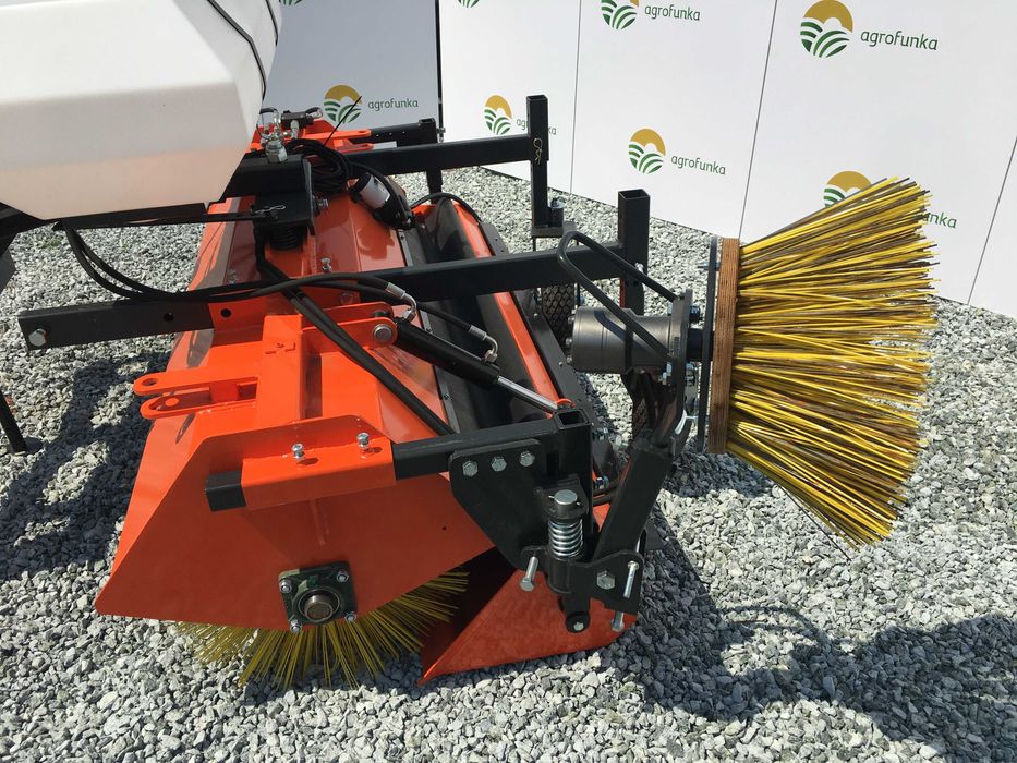 Zamiatarka 2,0m hydrauliczna szczotka do ciągnika Metal-Technik