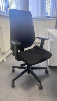 Fotel biurowy czarny - firma Grospol