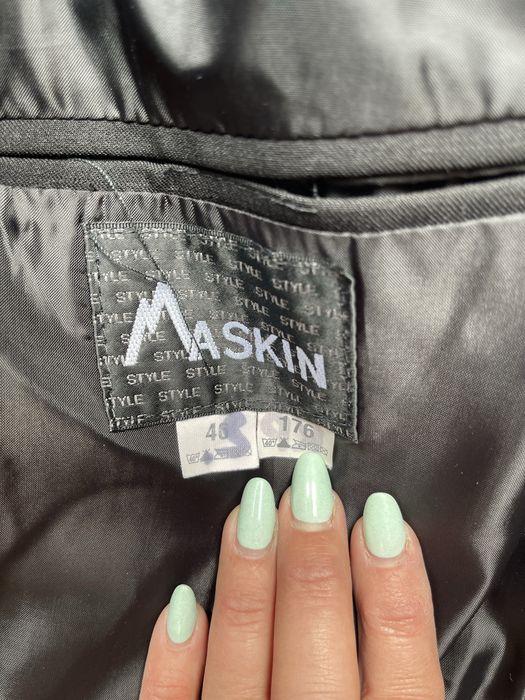 Okazja.Garnitur meski 46/176