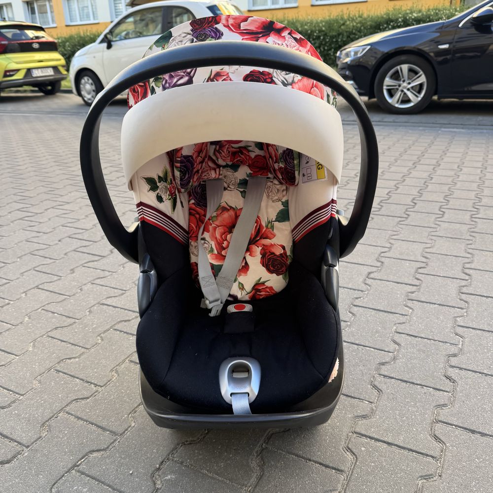 Fotelik Cybex Cloud T i-Size + Base T