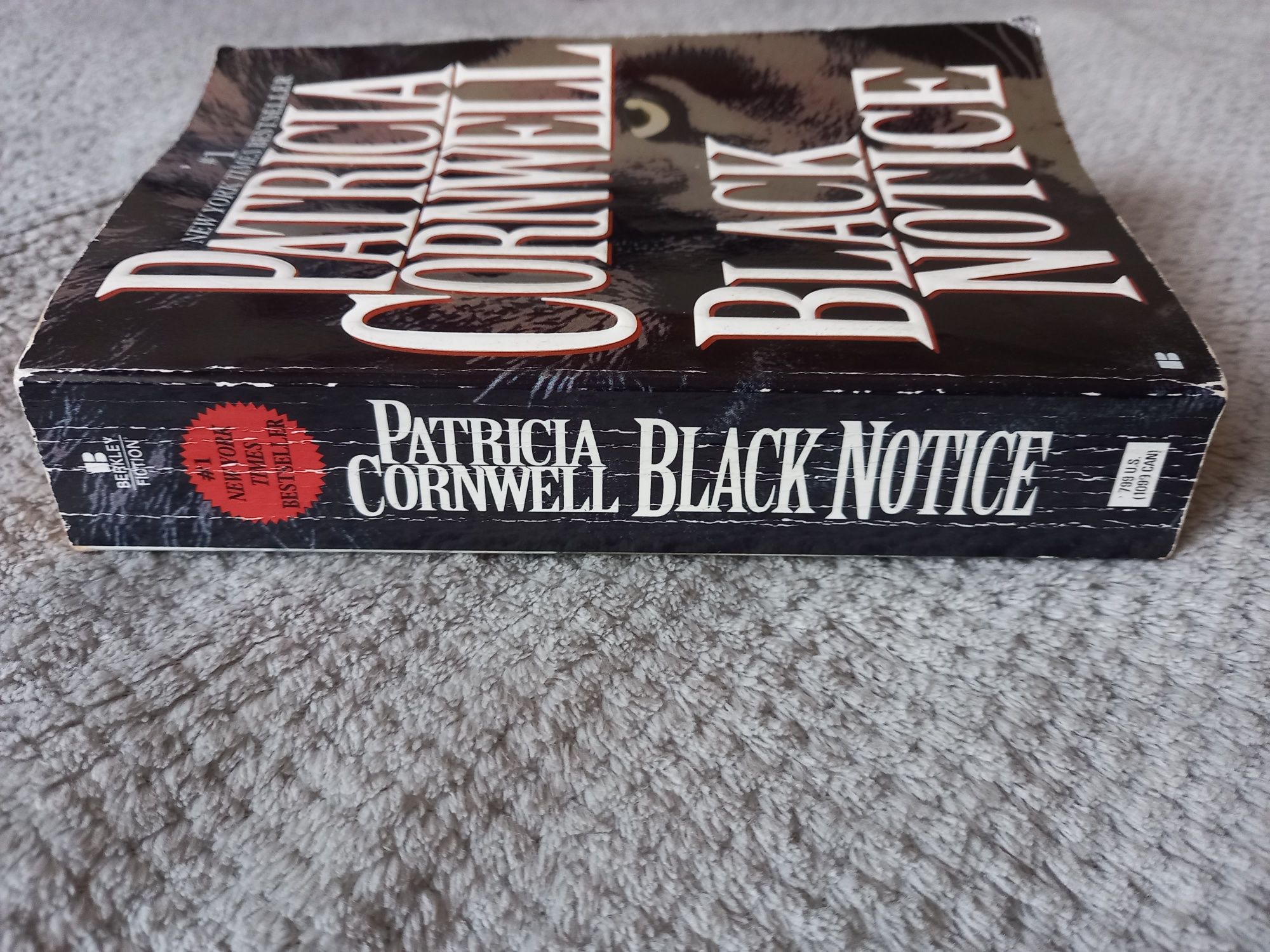 Black notice, Patricia Cornwell