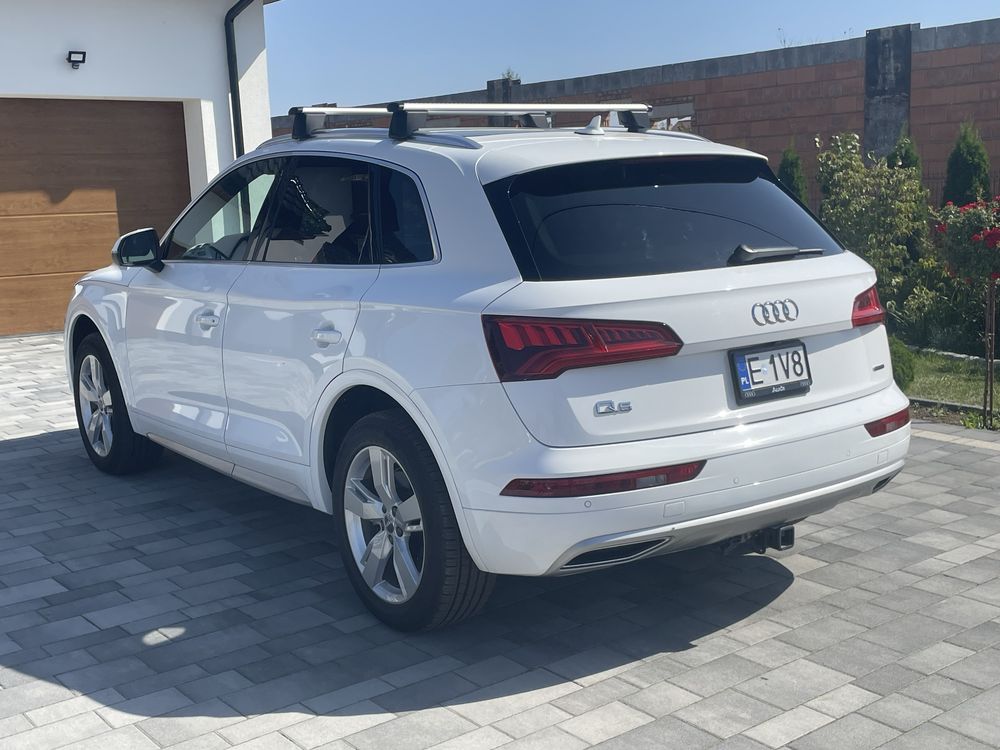 Audi Q5 2.0 45TFSI *252KM* *Bezwypadkowy* FILM * FULL OPCJA