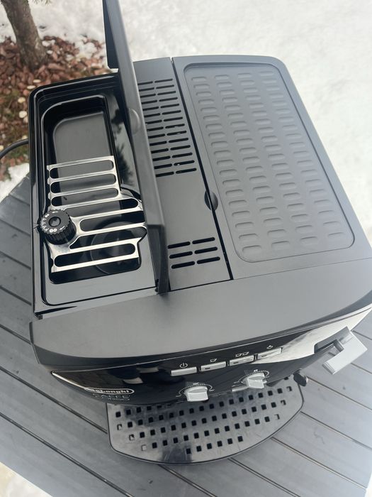 Кавомашина Delonghi Caffe Corso гарантія 2020 рік 7 місяць