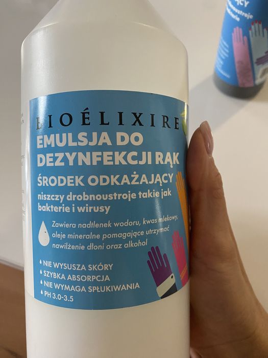 Dezynfekcja Nie wysusza dłoni Polecam ;)