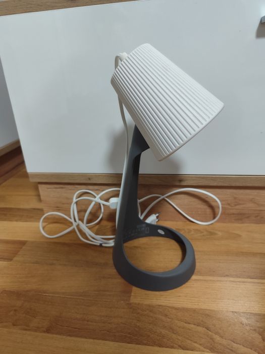 Lampka na biurko Ikea