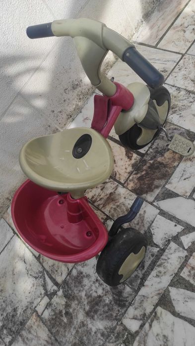 Triciclo criança - usado