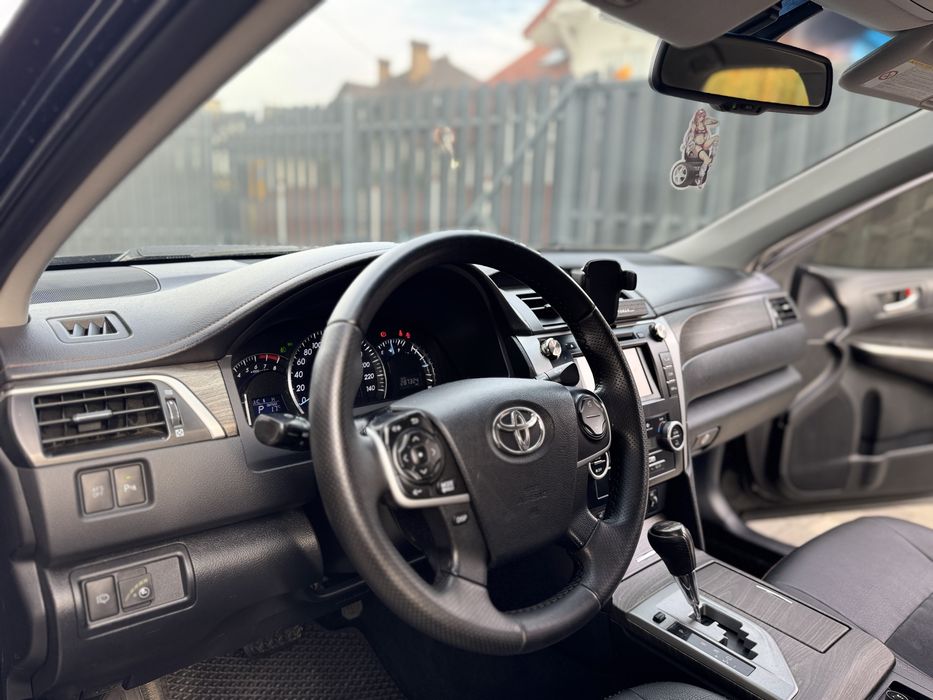Toyota Camry 50-2012 р.в