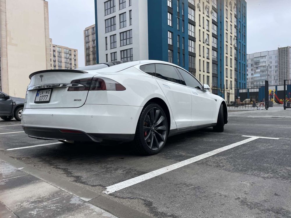 Продам Tesla Model S, 90D