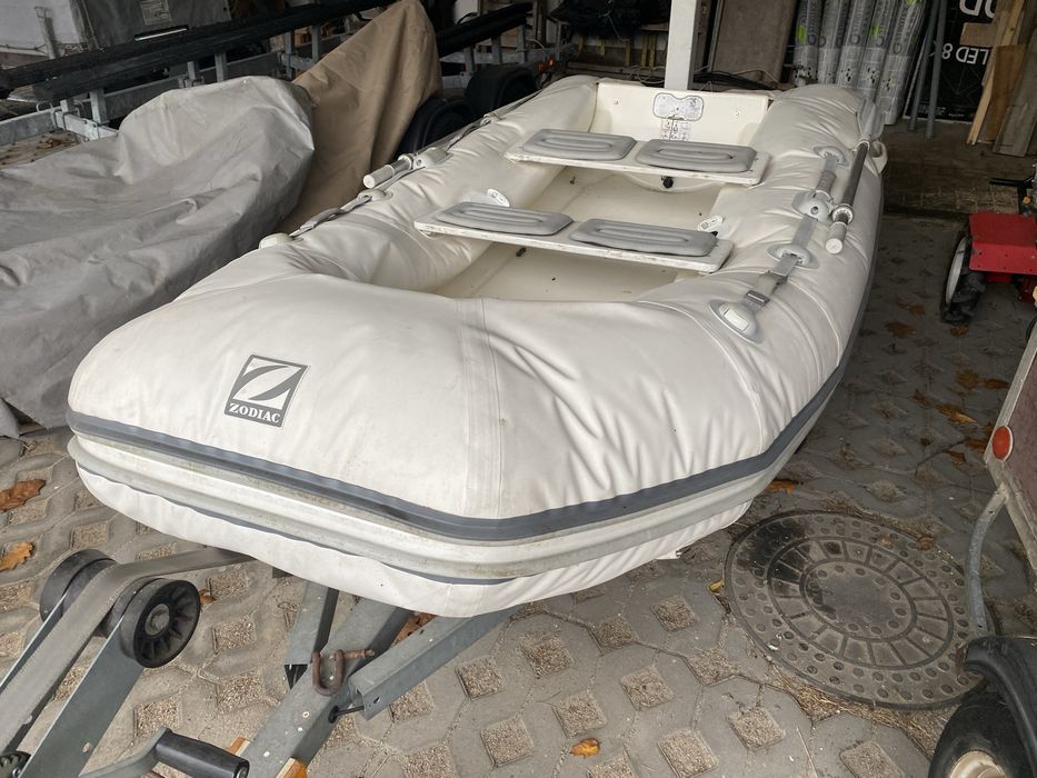 Човен Zodiak 310 RIB NEO