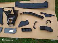 Audi A4 b5 wnetrze plastiki szare sedan czarne dekory listwy drzwi