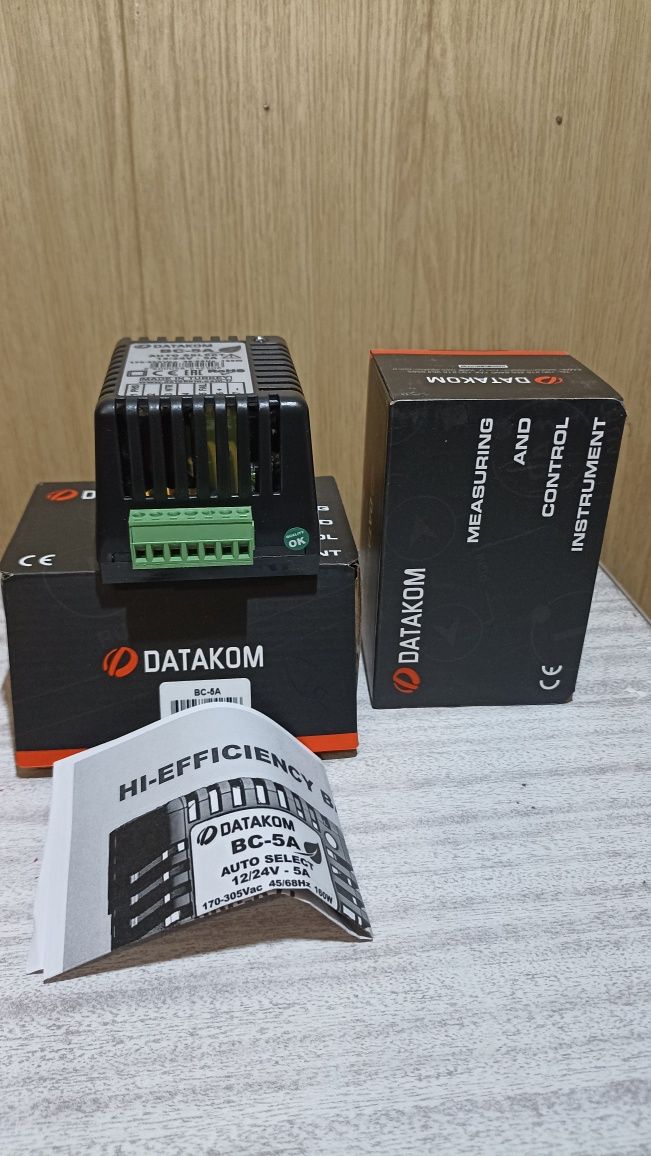 Datakom BC-5A (BC-125, BC-245), Зарядний пристрій 12/24V, 5A. Новий
А