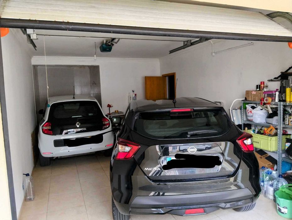 Moradia T3 centro da figueira junto aos CTT.