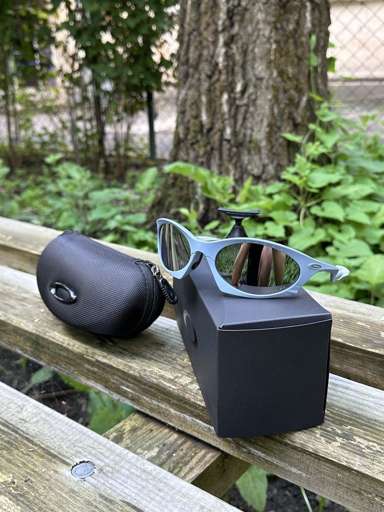 Окуляри Oakley Plantaris