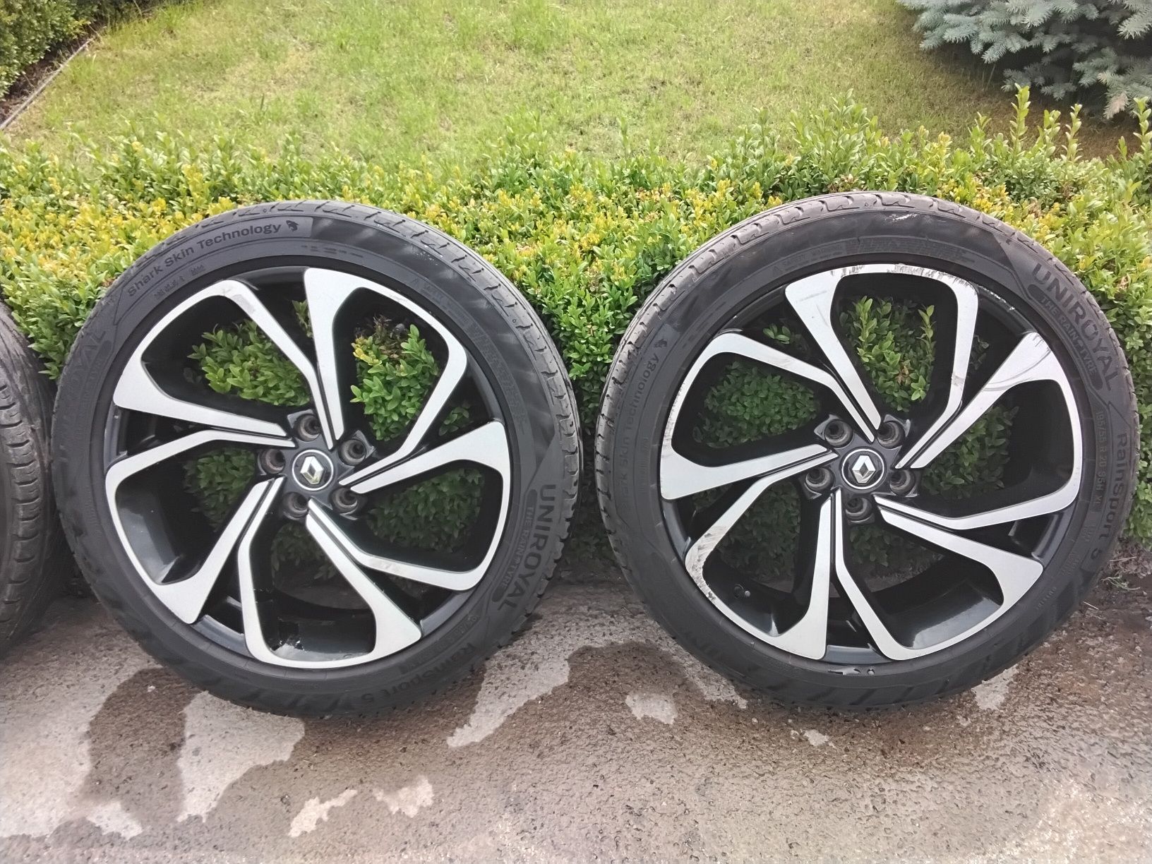 Продам оригінальні дискі з резиной R20 5 114.3 195/55  4шт. RENAULT