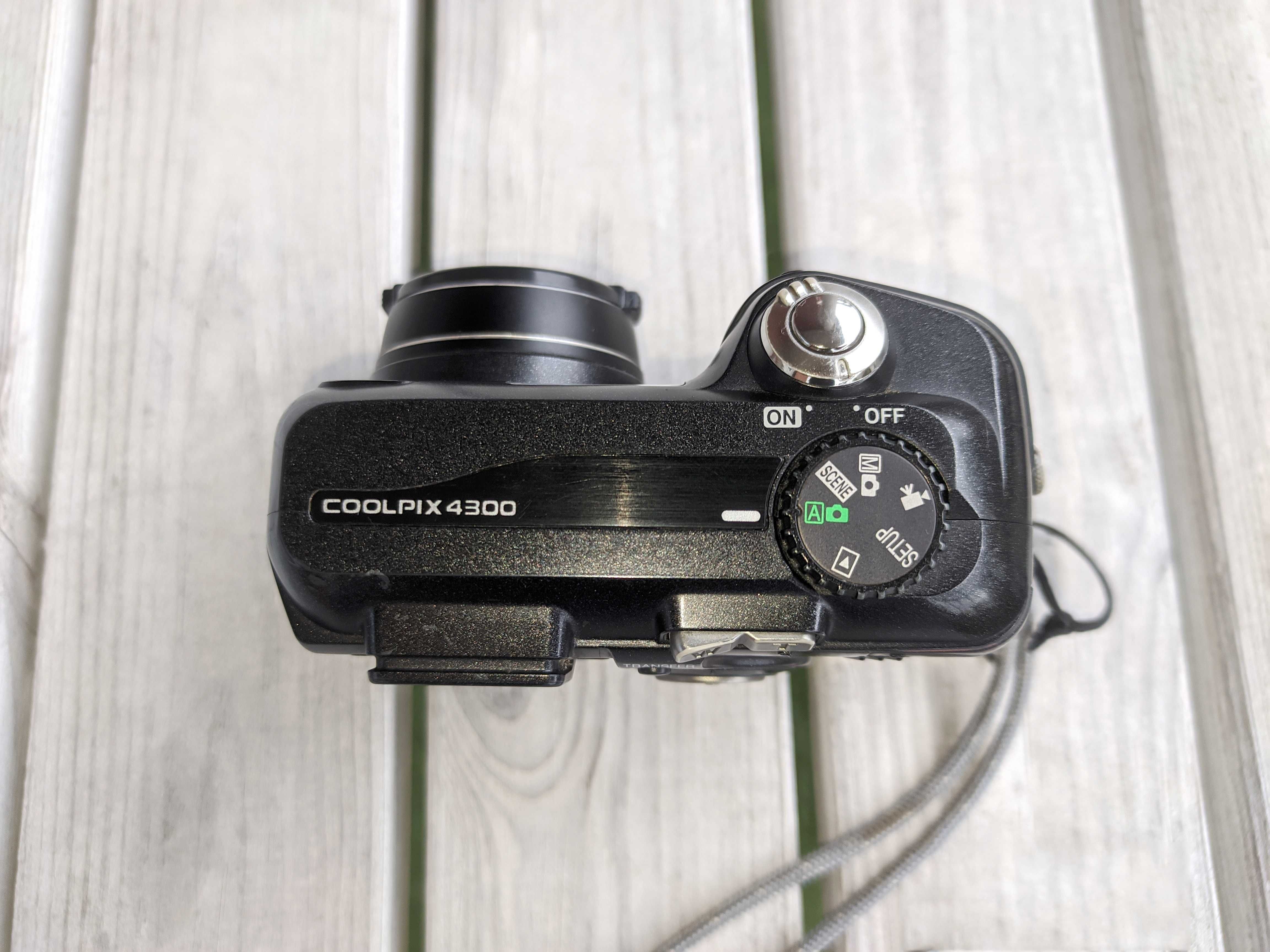 Nikon Coolpix 4300