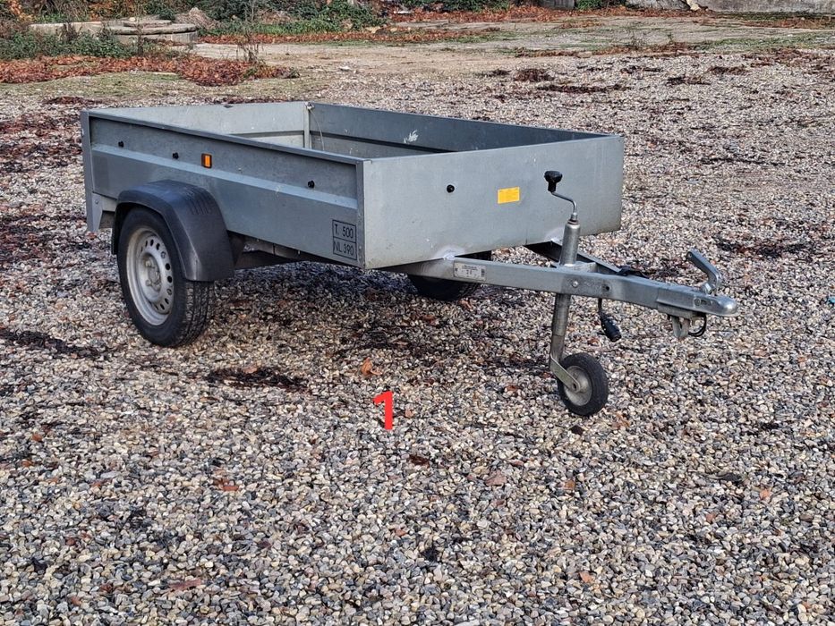 Sprzedam przyczepkę samochodowa marki wariant  500dmc