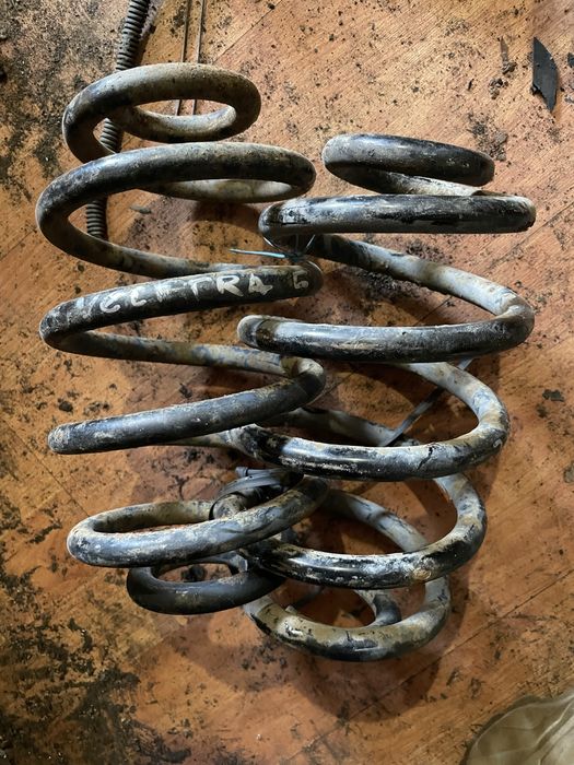 Продам пружины передние задние Опель Opel Омега Вектра Астра Аскона