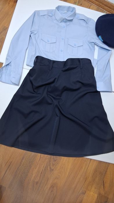 Mundurek harcerski 140 cm Koszula i spódnica harcerska 140 cm 11 lat d