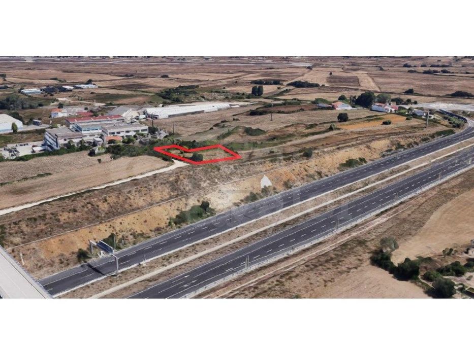 Terreno Rústico junto A16