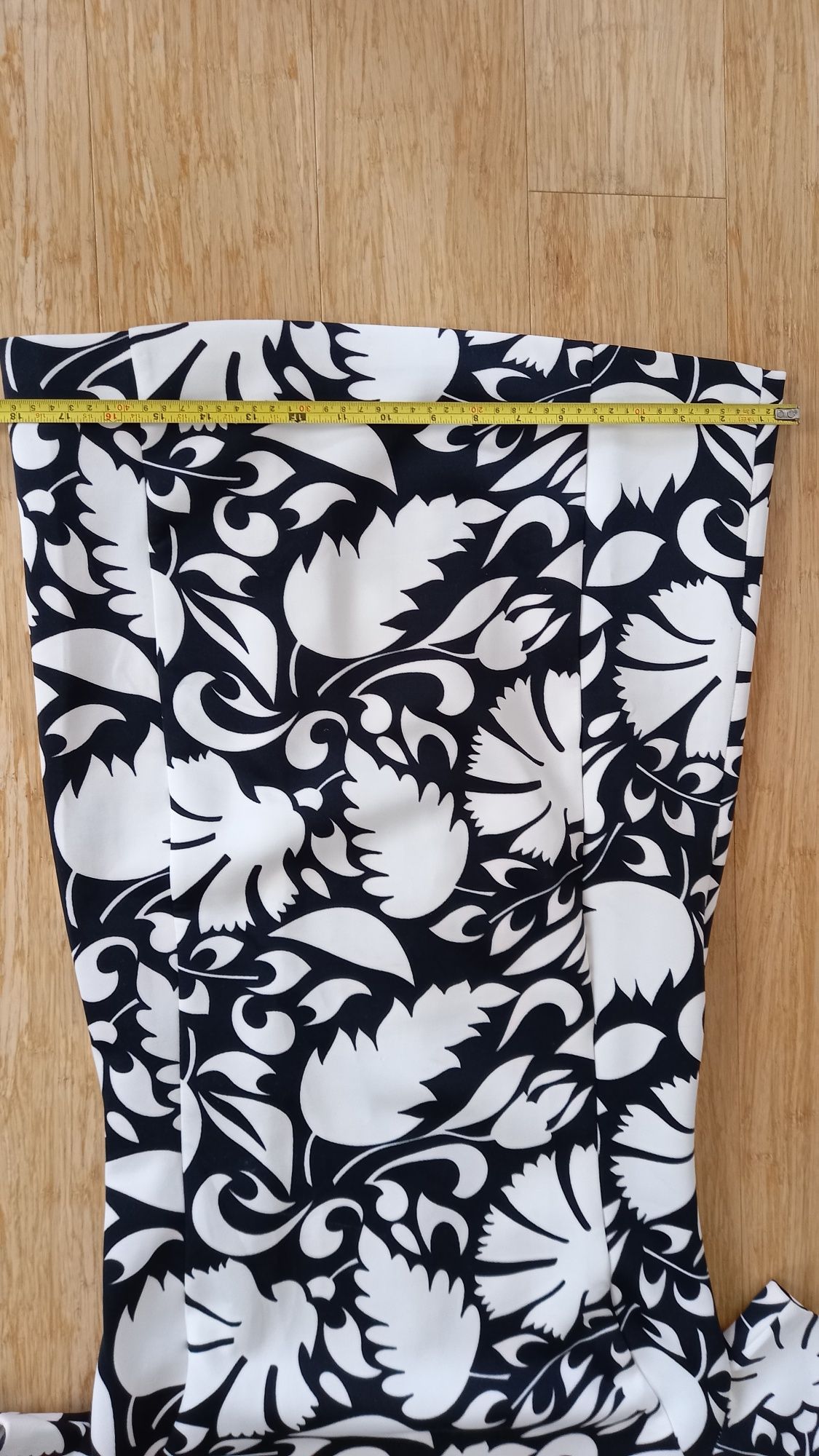 Elegancka sukienka