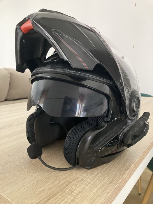 Capacete Astone tamanho L 59/60cm com intercom BT