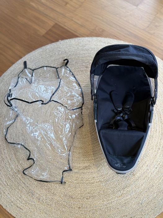 Carrinho de criança Quinny Zapp castanho + Quinny Zapp Extra em preto.