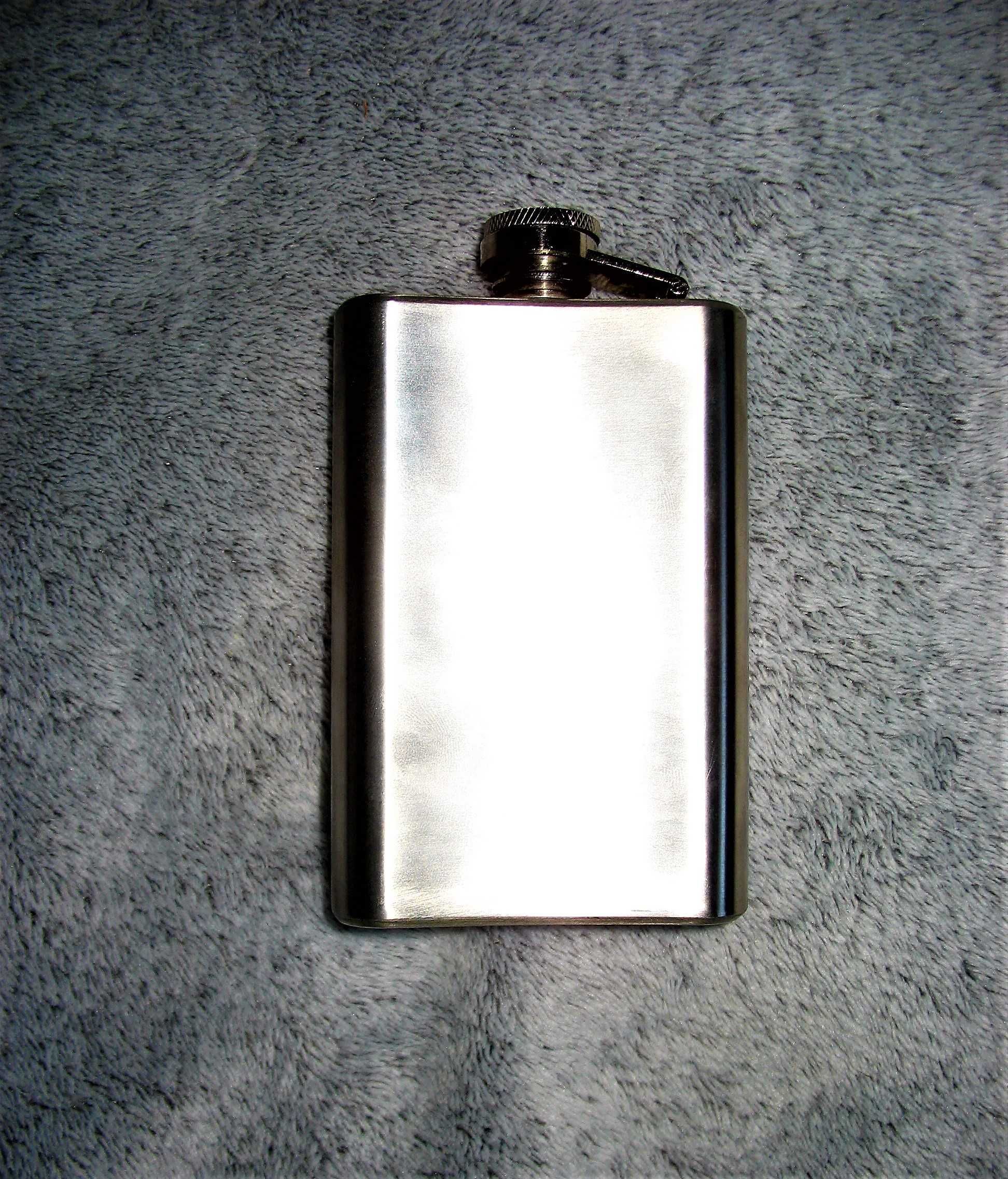 Piersiowka  Luksusowa Staless STEEL 4oz