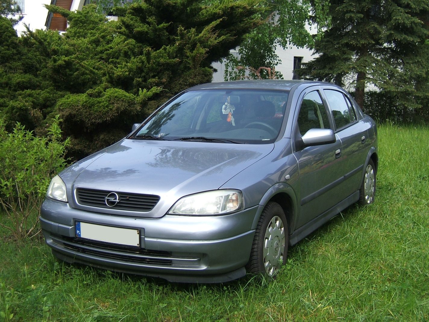 Samochód Opel Astra II