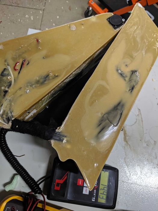 Bateria do roweru 20S7P = 140szt ogniw 40T 21700 2kWh 72V 28Ah żywica