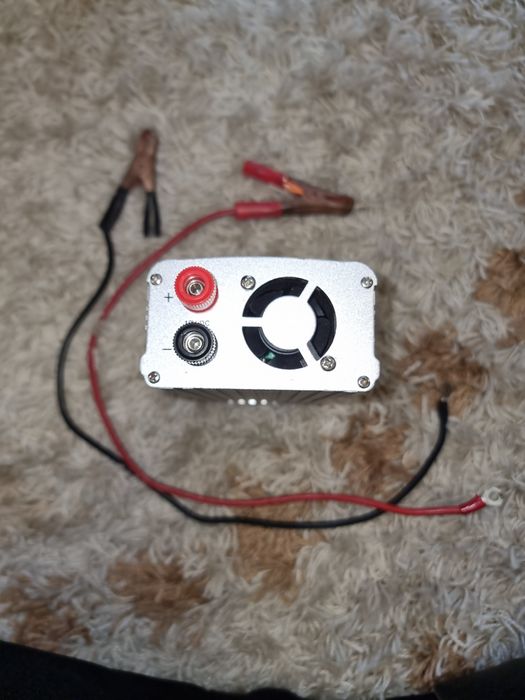 Інвертор перетворювач 12-220  1500w