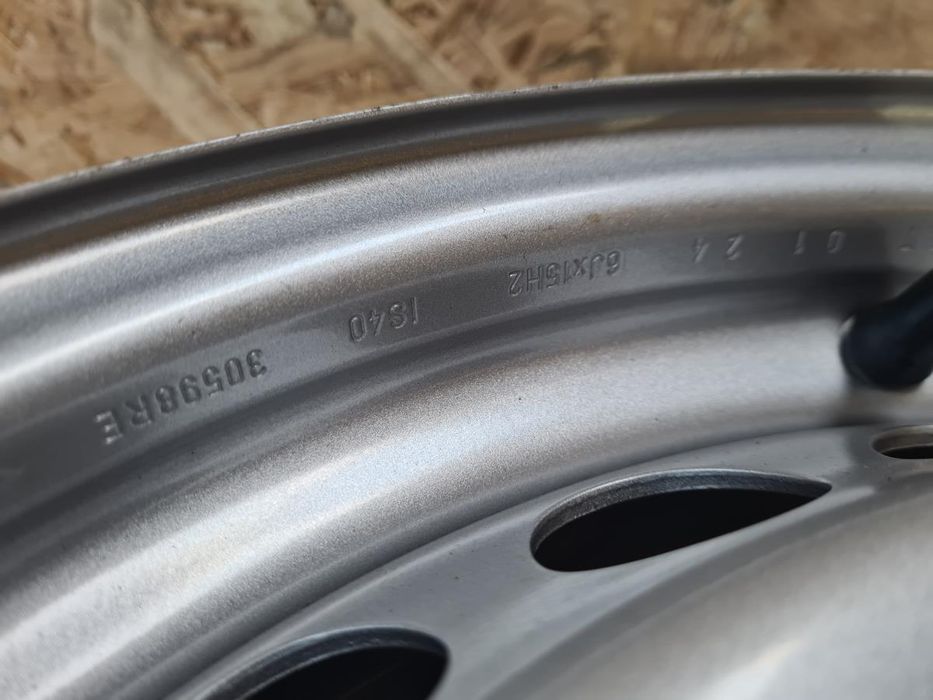 Jante frente esquerda DACIA Sandero III