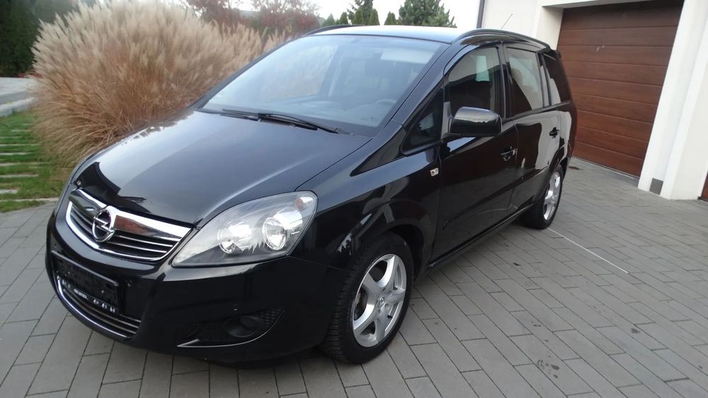 Opel Zafira KolorowaNavigacja/151TysKm!!/Parktronik/Klimatronik