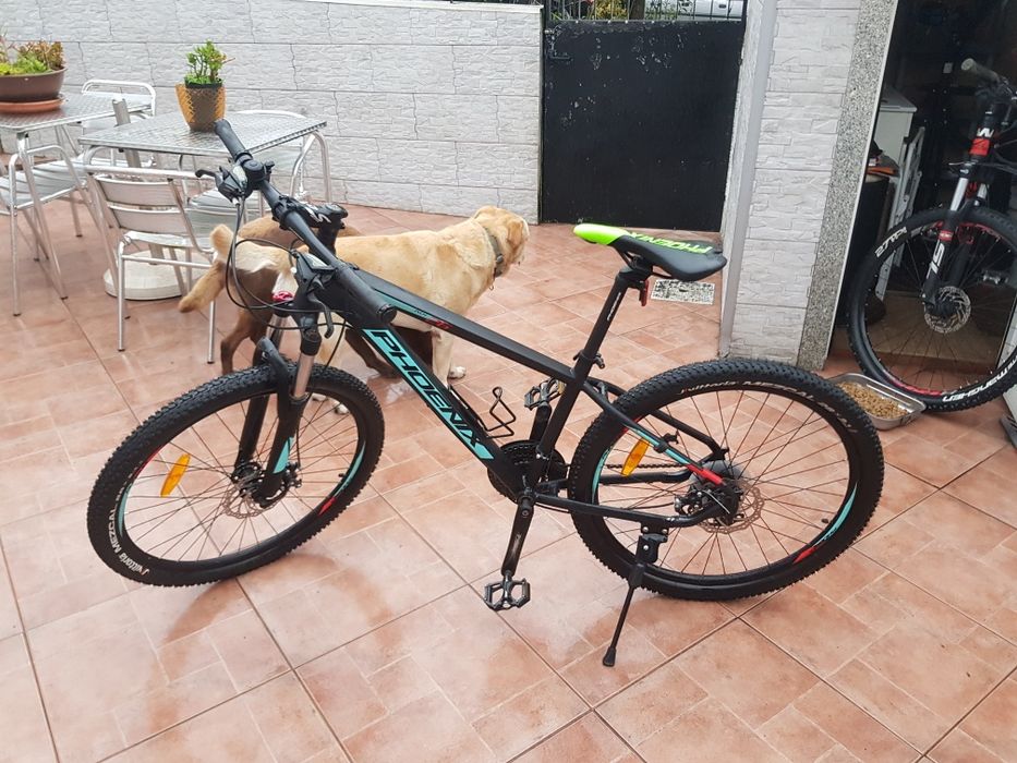 Bicicleta roda 26 travão de disco  suspensão regulável em  alumínio