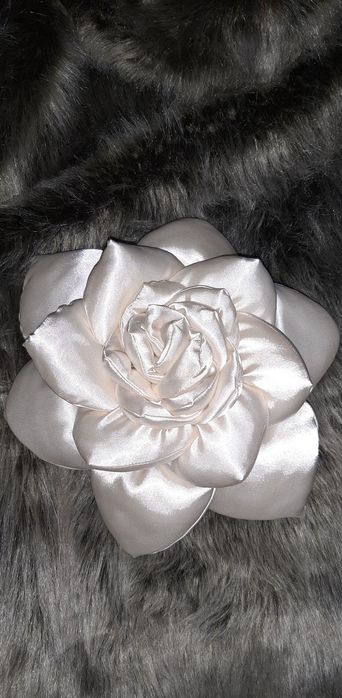 Подушка декоративна Квітка