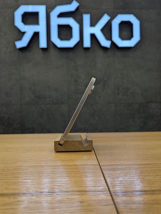 Вживаний Pixel 9 12/128 Porcelain "ЯБКО" Вул. Дмитра Яворницького 40