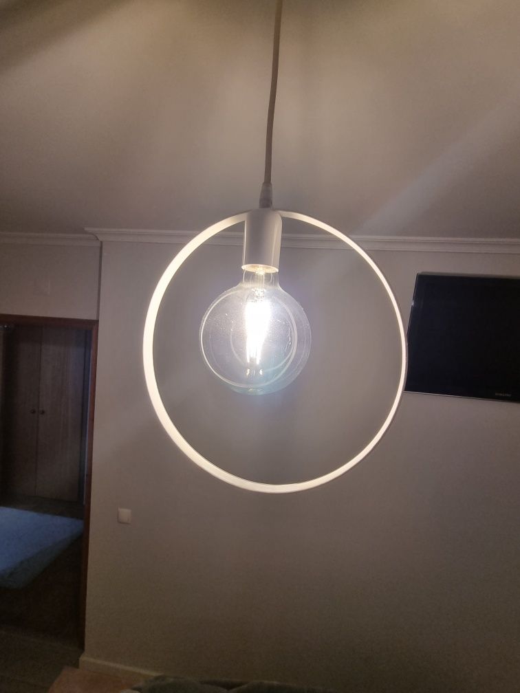 Candeeiro com lampada led