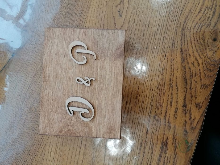 Pudełko na obrączki z inicjałami D&P