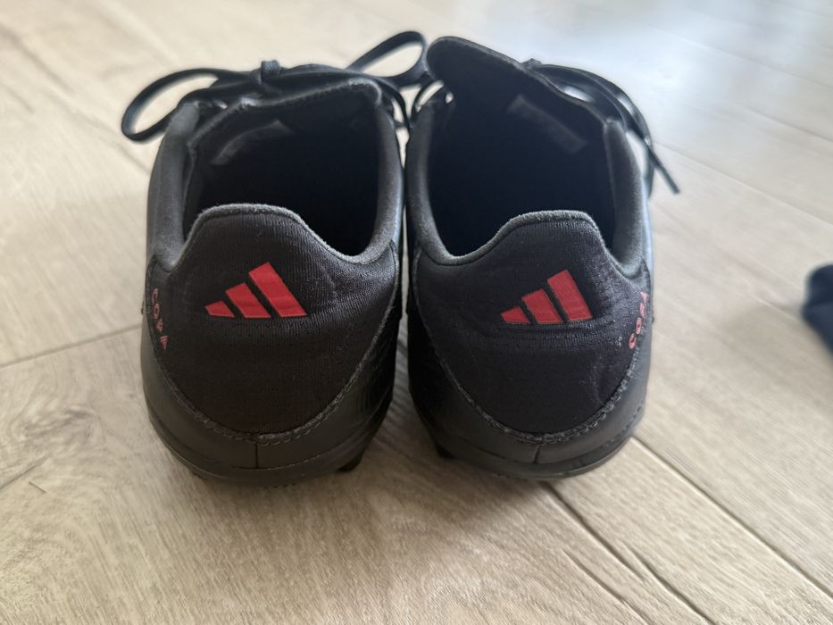 Adidas korki piłkarskie + skarpetki