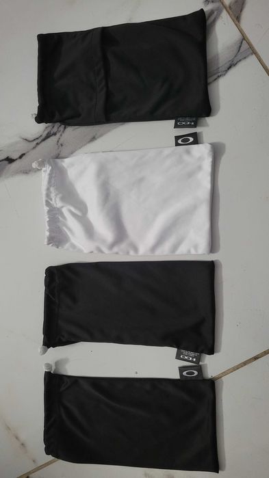 estojo guarda óculos de sol Oakley original