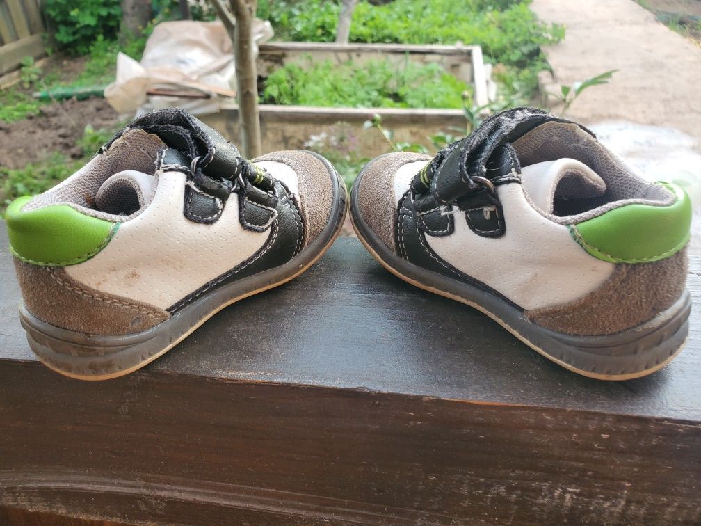 Взуття на хлопчика Кросівки кросовки макасини дитячі